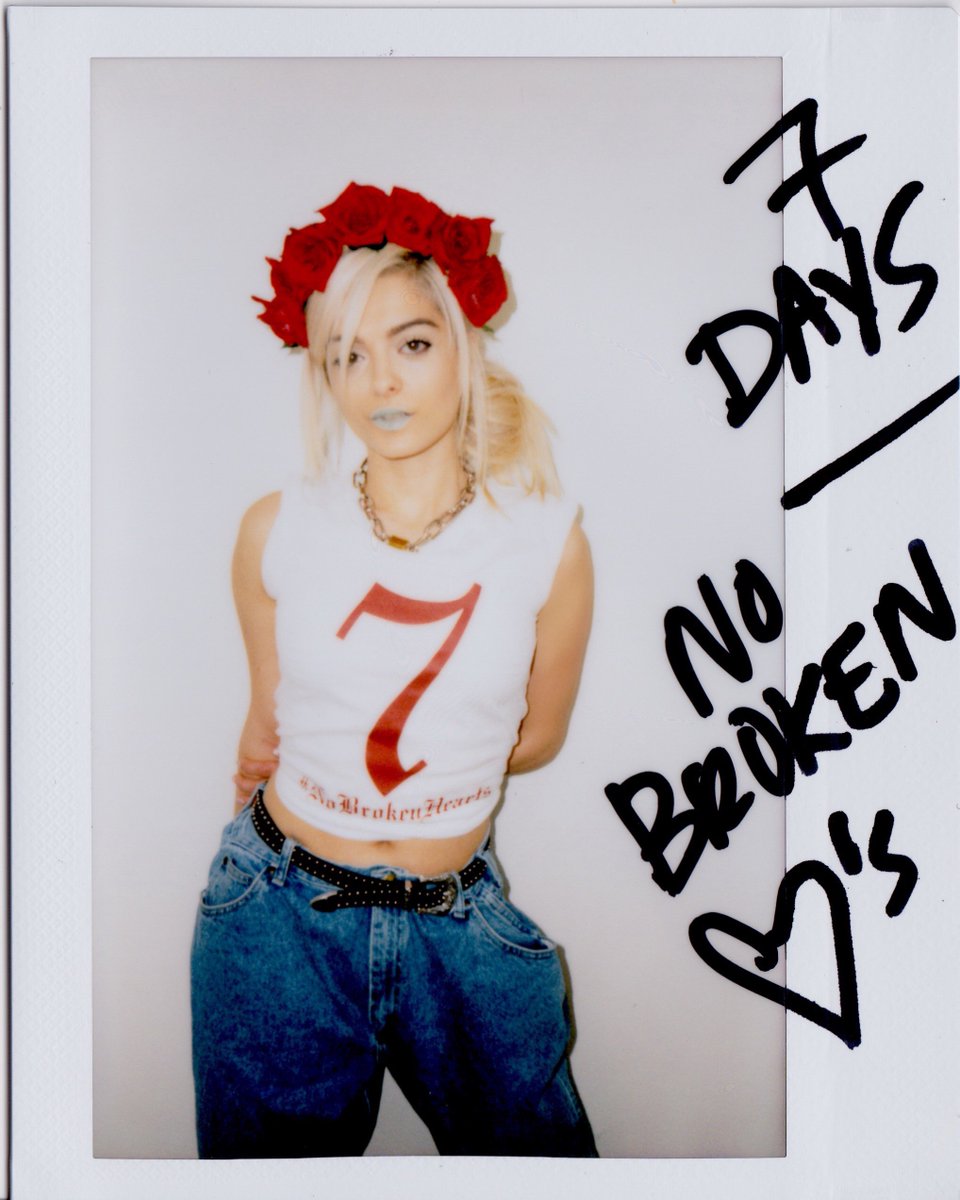 BebeRexha's tweet photo. 7 🌹's for 7 days until my new single #NoBrokenHearts premieres on @elvisduran on 3/16 💔🚫 https://t.co/rRoPKlMXcQ