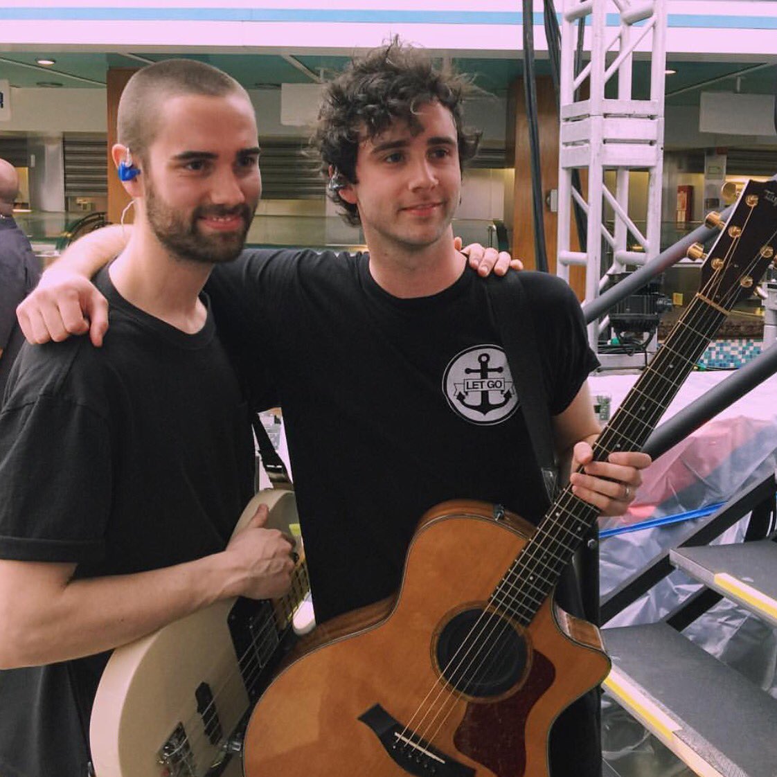 LETGOdwork tweet media