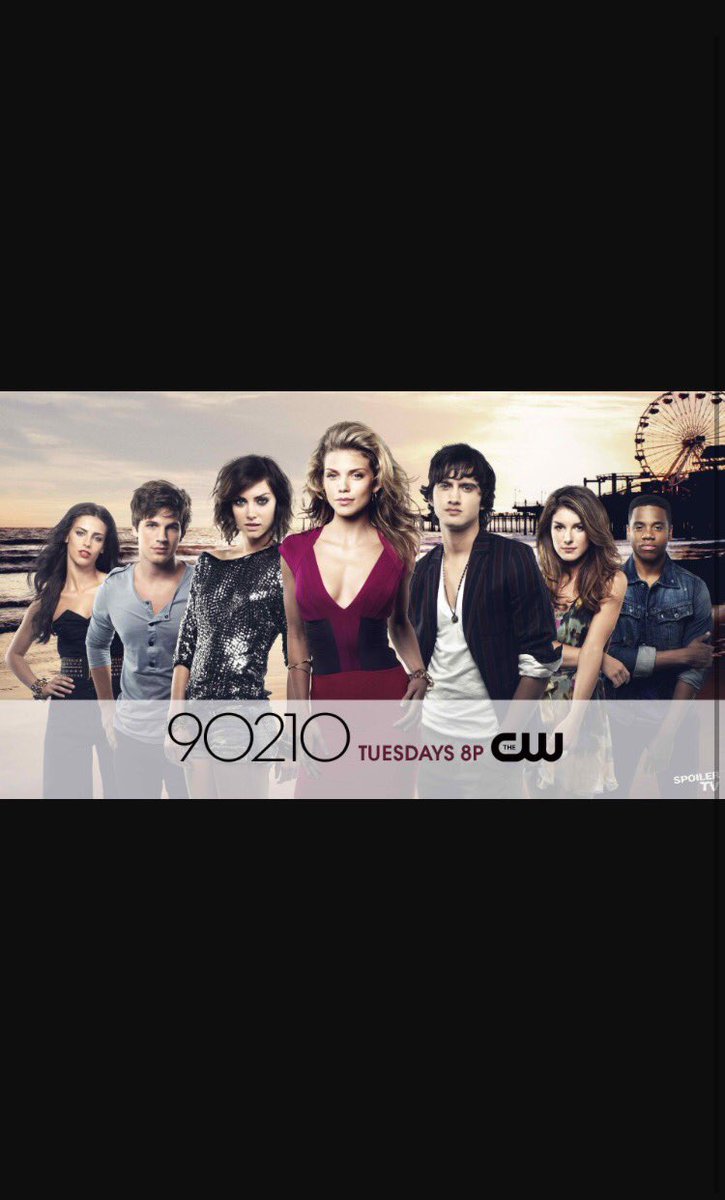 abbymangum10724's tweet photo. I always here 90210 playing in my room💁🏼 #walkmyworld #le7 #7thislit https://t.co/2sCEvEI890