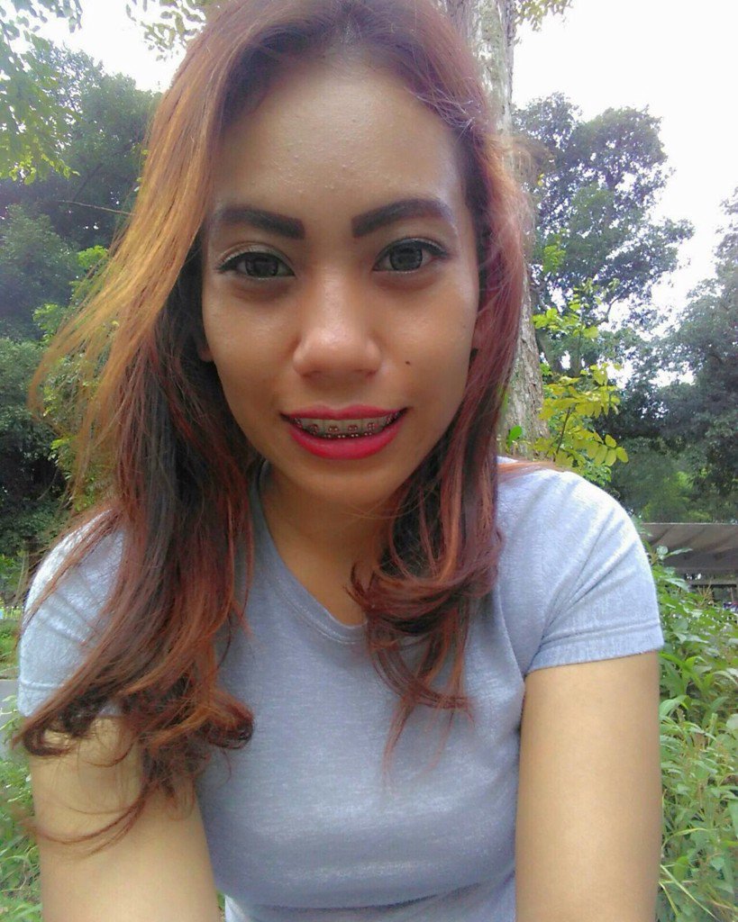 udah lama tak menyapa temen" twit,,, hollaaa,,, ✌️✌️✌️