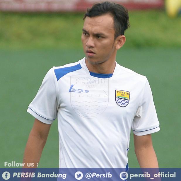 persib's tweet photo. Selamat ulang tahun dulur.. Semoga di usia 25 tahun lebih baik lagi #PERSIB #hbd #persibsalawasna https://t.co/2WhlbZpHNI