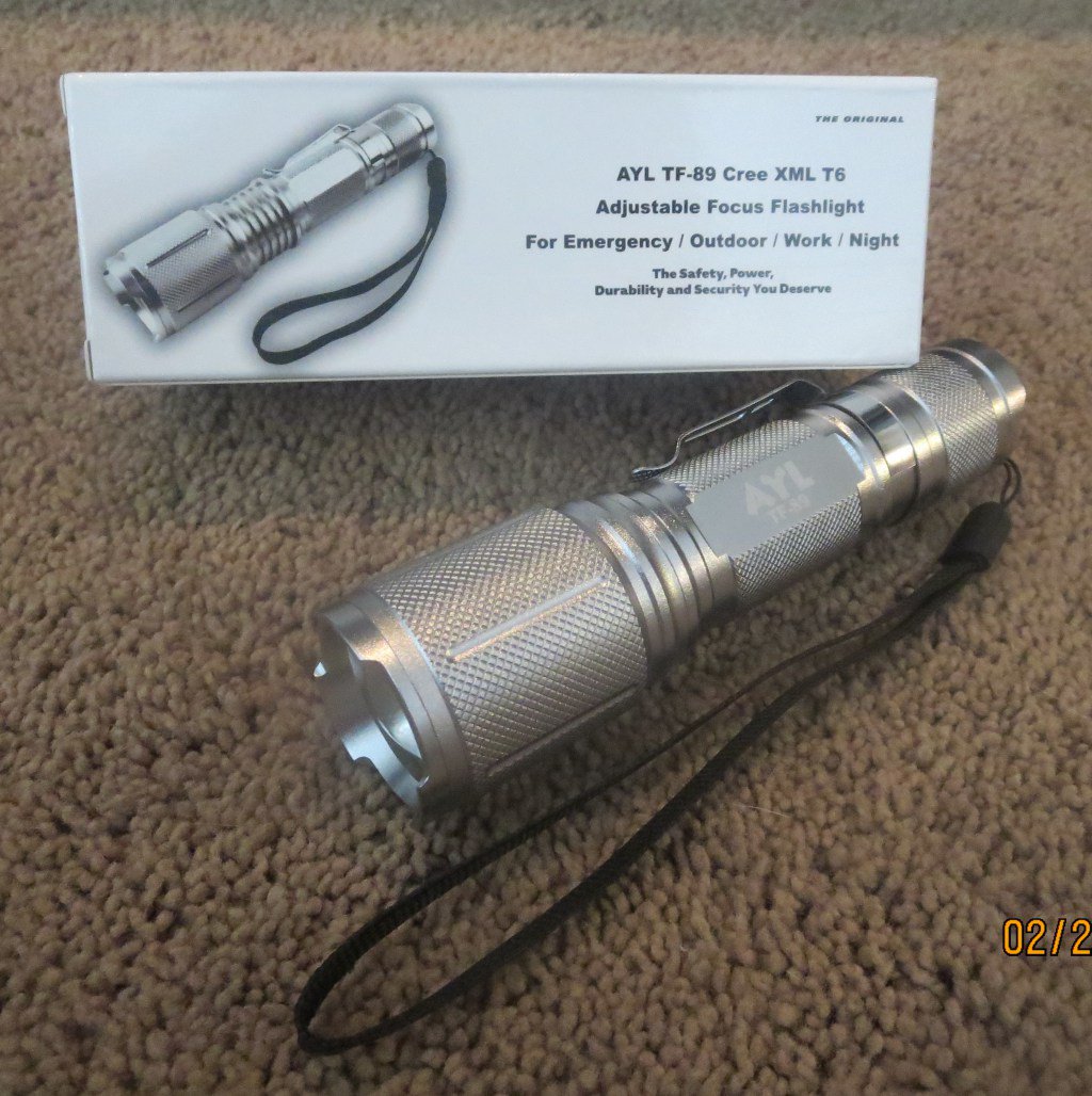 SurvivingasaMom's tweet image. AYL 900 Lumens CREE LED Tactical Flashlight Review  #AYLFlashlight survivingasamom.com/ayl-900-lumens…