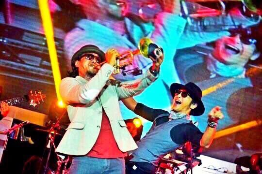 18 Maret 2016, Andy/rif <a href="/AndyRIF/">Andy RIF</a> dan Rio Sidik <a href="/riosidiktrumpet/">Riosidiktrumpet</a> di Tiga Tuan Sutos <a href="/sutossurabaya/">Townsquare Surabaya</a> , dont miss it....