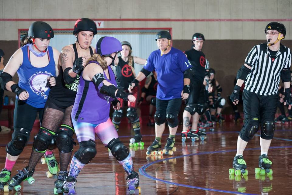 SQCRD's tweet photo. Photos from our co-ed bout against @RedRiverSiren. #RollerDerby #boutday #coed https://t.co/vK3KmLOlst