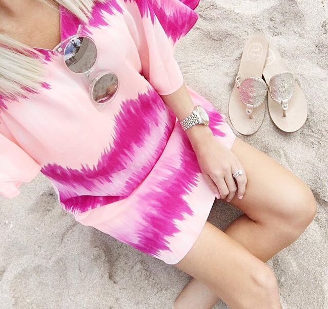 ShopRossiOliver's tweet photo. Let Rossi Oliver help you fill up your suit case for spring break! 😊🌺💕 #onlyatRO https://t.co/111V5yN9FV