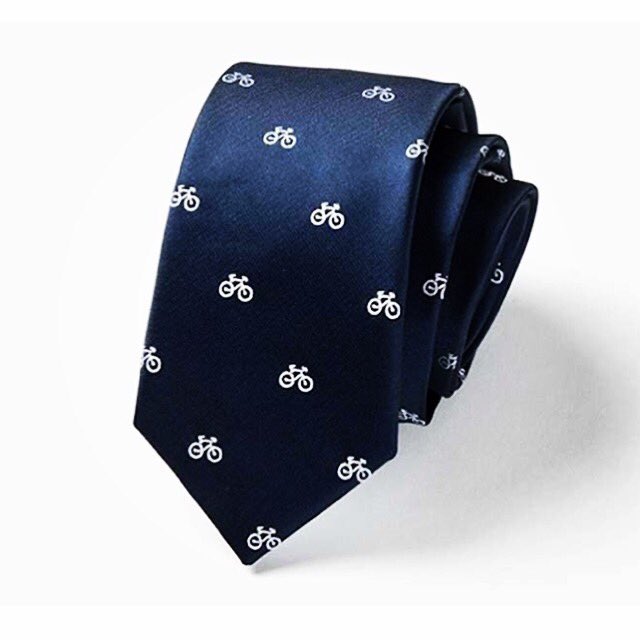 Chicer_Man's tweet photo. Time for a hippie bicycle tie. https://t.co/X5yCZGO9mr #tie #hippie #brooklyn #bicycle https://t.co/T27zCRj2qO