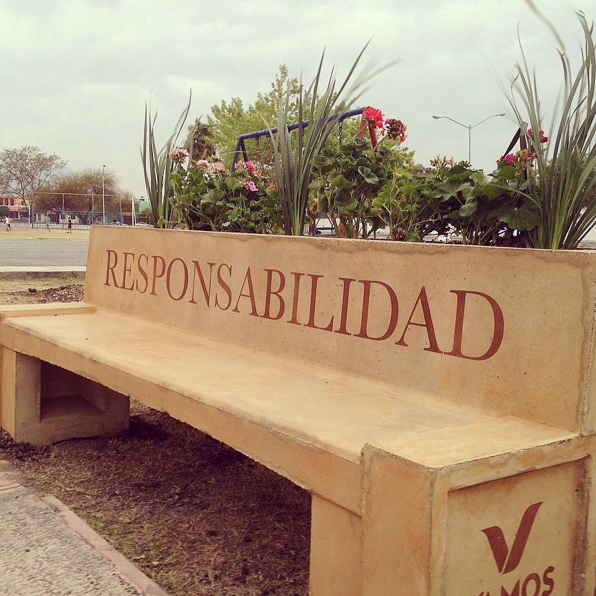 GardenDS_'s tweet photo. Inauguración Plaza Valle de Casa Blanca @VictorFuentesSN @GobSanNicolas https://t.co/TChPAeTNrY
