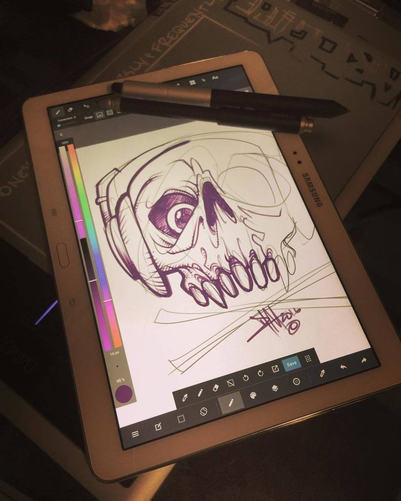 deltatangomike's tweet photo. #Skully #digital #sketching on #MedibangPaint #android #app #samsung #GalaxyNote10 #drawdaily #DigitalArtist #DrawD… https://t.co/7MmmjenHsM