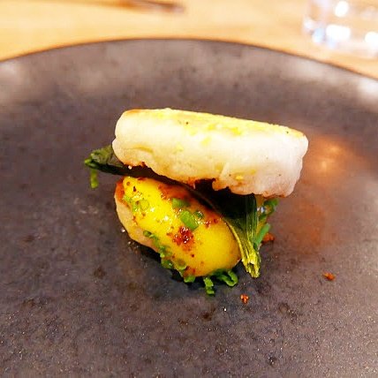 pechluck's tweet photo. Amuse bouche before @willowpdx #PortlandDiningMonth menu, a mini muffin sandwich! #pdx #pdxeats #portland #pdxnow https://t.co/lmvGI6R8yr