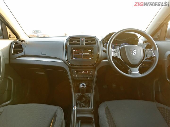 sarmadkadiri's tweet photo. Driven! @Maruti_Corp #Brezza the #CompactSUV you have been waiting for: https://t.co/WpT0XO0xS0 @Zigwheels https://t.co/D0bH8iRtOR