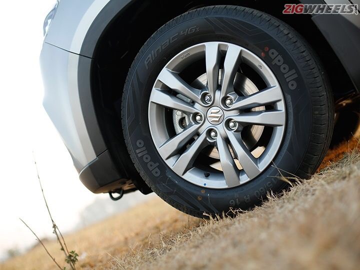 sarmadkadiri's tweet photo. Driven! @Maruti_Corp #Brezza the #CompactSUV you have been waiting for: https://t.co/WpT0XO0xS0 @Zigwheels https://t.co/D0bH8iRtOR