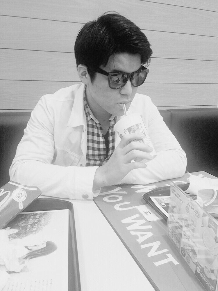 souma061's tweet photo. 育英の〇〇君います

ヒント:委員長 https://t.co/bTwk1mLEwa