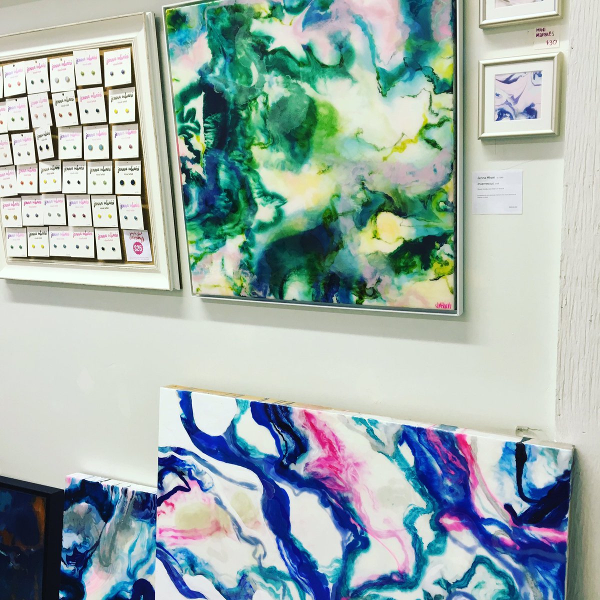jellaroo's tweet photo. Studio wall at @100BraidSt in New Westminster https://t.co/eyF5mmI9Kc
