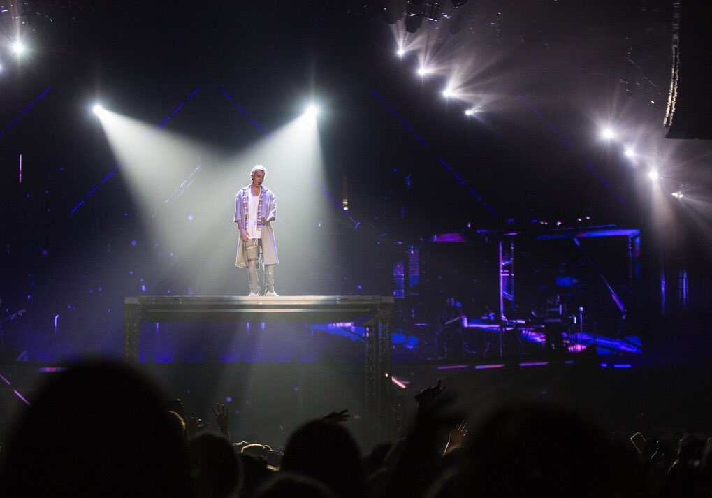 PurposeTourTeam's tweet photo. (19) More photos of Justin Bieber performing at #PurposeTourSeattle tonight! (March 9) https://t.co/5rzZnhza3q