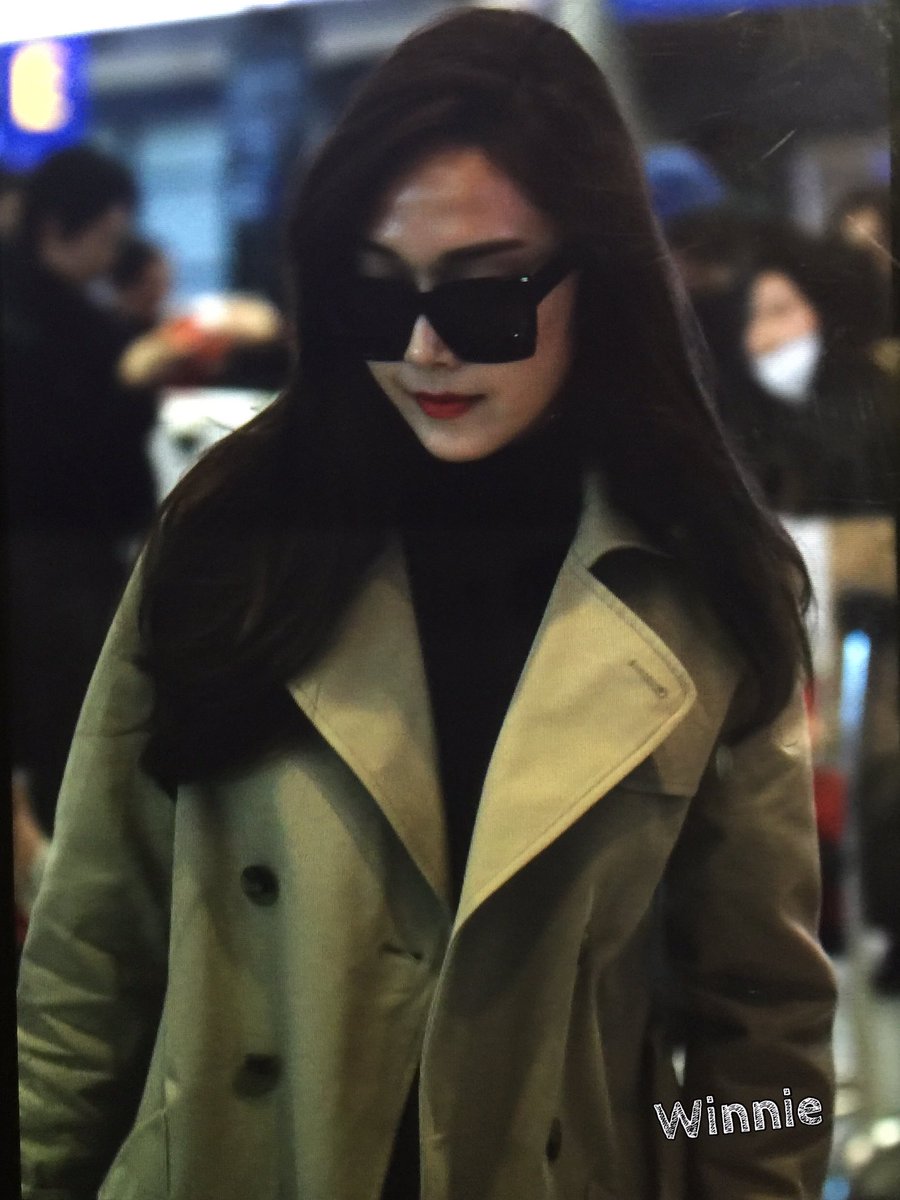 [PIC][10-03-2016]Jessica trở về Hàn Quốc vào chiều nay CdKs7peXIAETaBo