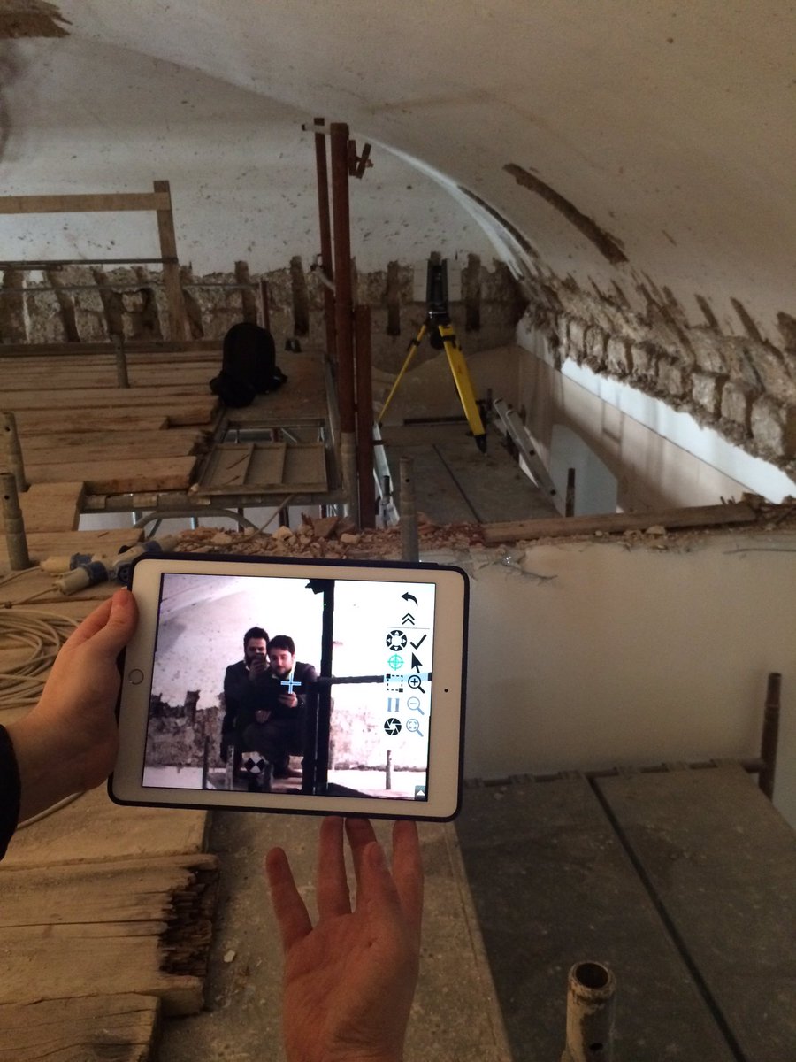 #reggiadicaserta #hds #leicageosystems #p30 #innovusatwork #innovus #pointcloud