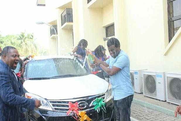 ForeverNgHQ's tweet photo. Congrats to the Abegundes on their new car. Ride on!!!
#Forever2Drive #DiscoverForever #ForeverDream #ForeverNigeria https://t.co/M7A2WsQAVE