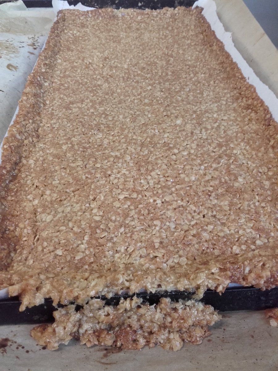Another slab of gorgeousness #flapjack #handmadeinHenley full of sugar,butter and oats.Go on be naughty! LocalLarder