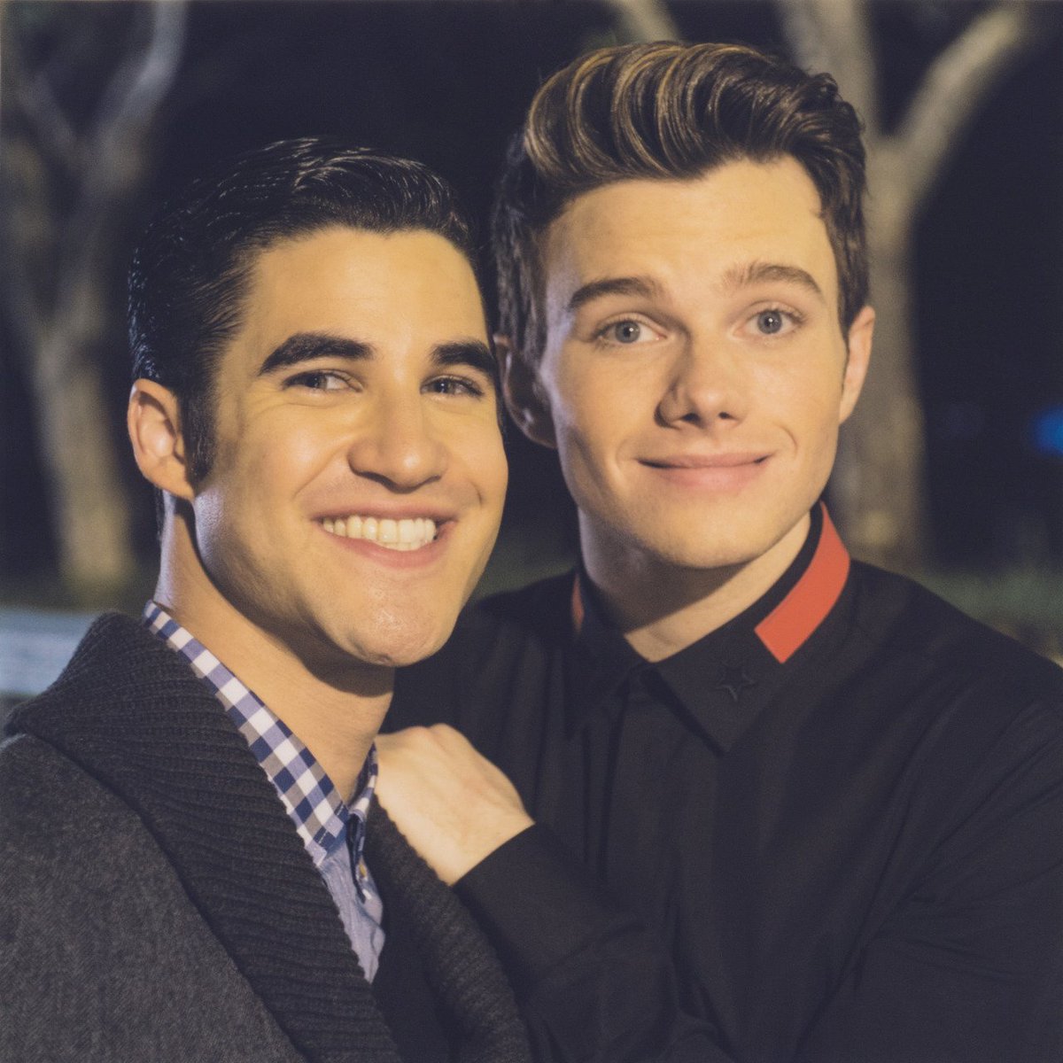 Daily Darren News Photo New Photo Of Kurt And Blaine From The Glee Auction T Co Qksgkx3x0z T Co Yu2vzjntgx