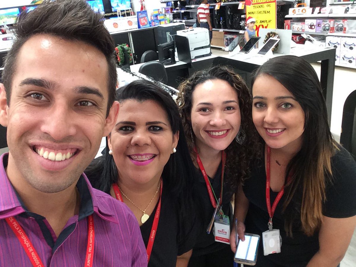 Vanessatim_sp's tweet photo. Extra Mobile Araraquara 7 controles até agora!!! Showww!!! @Luizgvtim @MpaulaTim @DPillmannTIM @erikalinhares01 https://t.co/7NLXRHmSBj