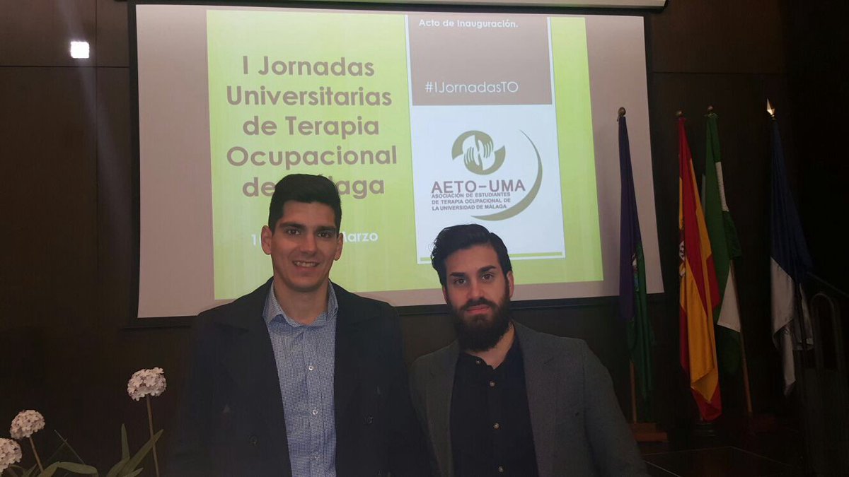 Nuestros docentes, David y @Josan_mb, ponentes en las #IJornadasTO. Muchas gracias a <a href="/aeto_UMA/">AETOM - Eureka</a> por su invitación
