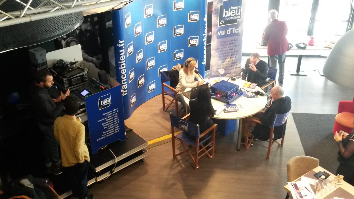 fredlienard's tweet photo. Ce matin émission en direct du Joa Casino de Saint-Cyprien avec Virginie Saint-Clair #tropdurlavie J'💙mon boulot !! https://t.co/xRRBCW6DJt