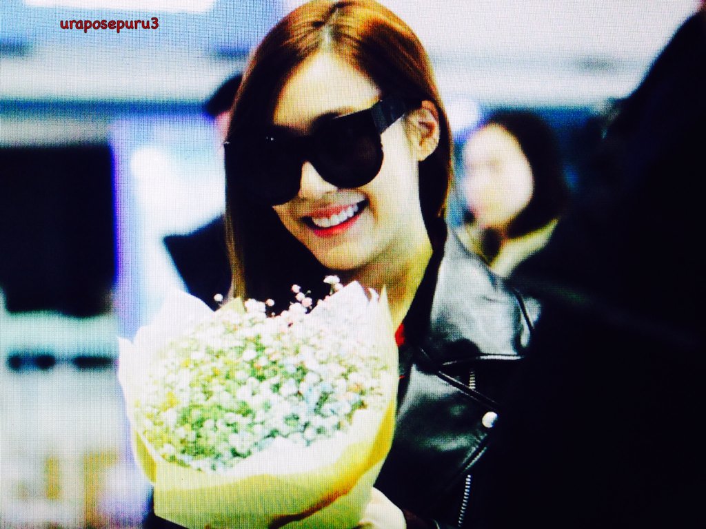 [PIC][10-03-2016]Tiffany trở về Hàn Quốc vào chiều nay CdLBxQfUEAAL-HB