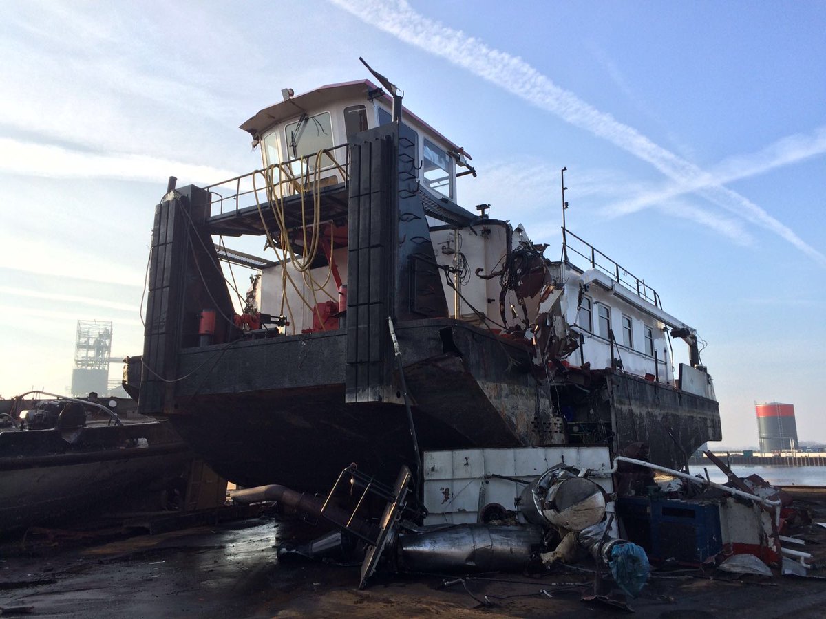 HoebenBV's tweet photo. Duwboot Phoenix https://t.co/0m2PPF2sxi