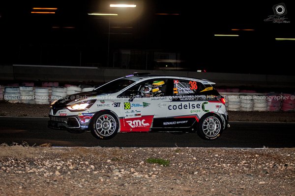 ManuRallyes's tweet photo. Toma de contacto ayer de @SurhayenPernia con el Clio R3T pre Islas Canarias! #CERA (Fotos: Barbuzano Photographer) https://t.co/fqg7Mqzbui