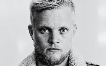 guvera's tweet photo. We spoke to #Aussie artist @mattgreshamm about #SmallVoices, pizza & nature https://t.co/JjTsf648BA #mattgresham https://t.co/nSexf8YUqT