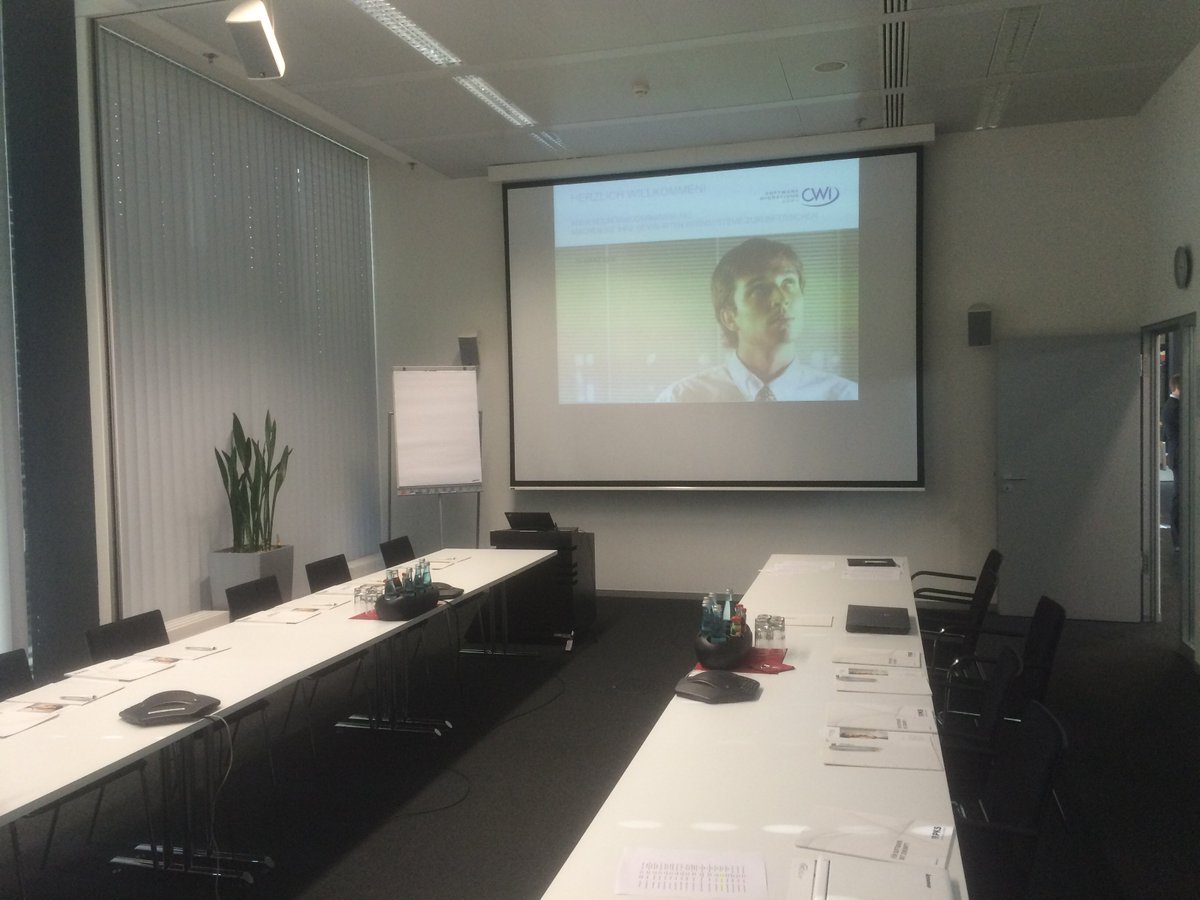 RATIONAL_AT's tweet image. Die Ruhe vor dem Sturm ... #ibm #ClientCenter #Ehningen #Rational #Systemz