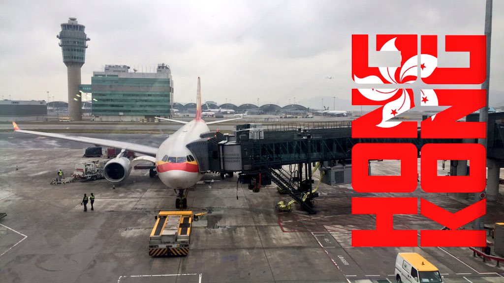m0nikaj's tweet photo. Gloomy day in HK! #travel #hongkong #snapchat https://t.co/tpO0TrzJ0K