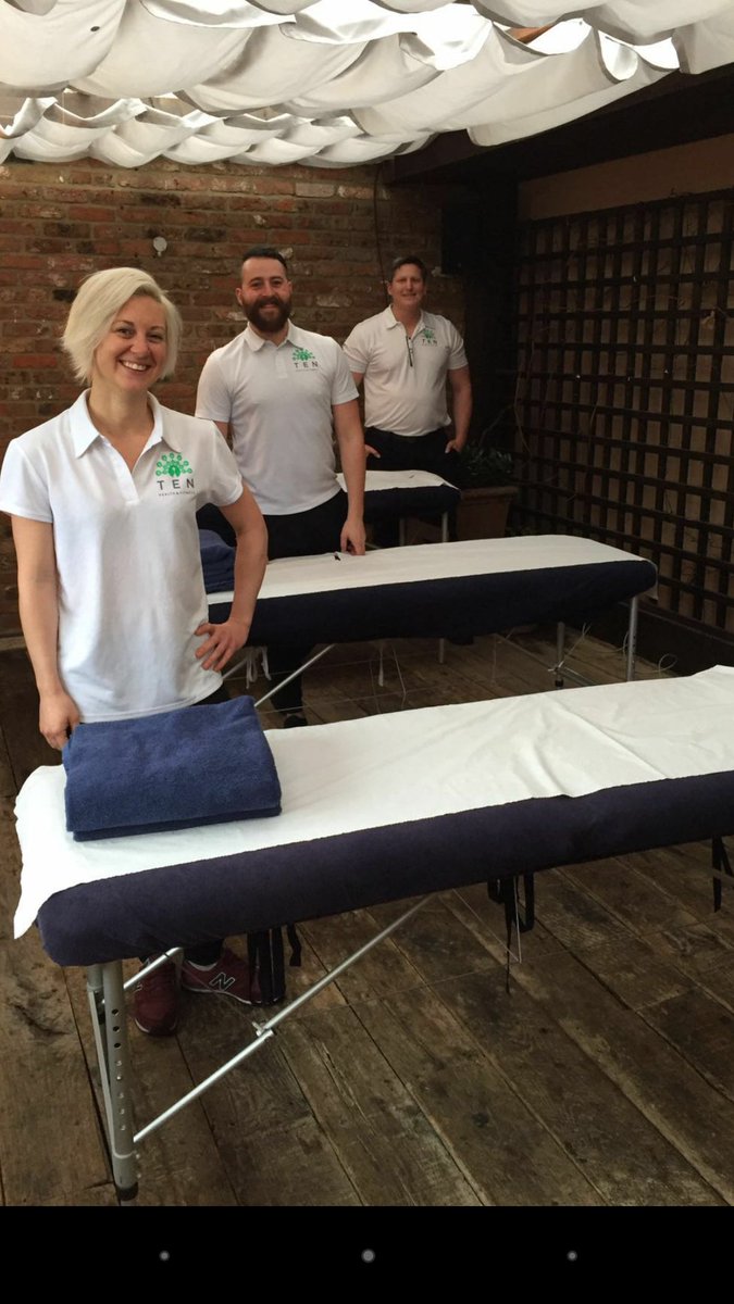 TheraPete's tweet photo. We're providing #SportsMassage for @AJBellGroup @TheLondonTri today @TenHealthFit #Tenphysio @TerrellRebecca https://t.co/h9uyMxC4Kc
