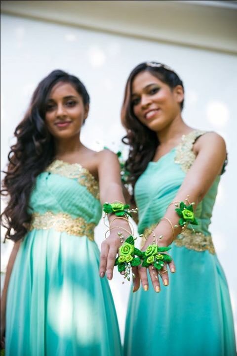 MalushaDias's tweet photo. Bridesmaid gown. By me. #gloirebymalushadias #gloire #malusha #gowns #wedding #bridesmaids https://t.co/2Eidv2XEsU