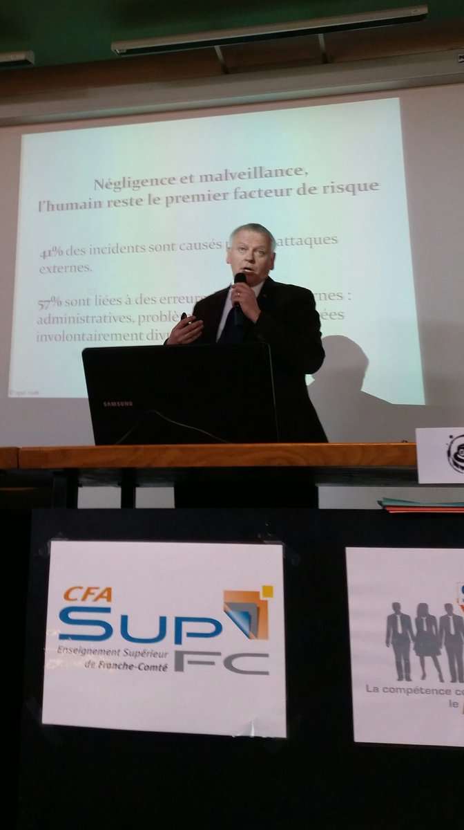 sandrindecembre's tweet photo. Bruno Migeot. Et si l'humain devenait le maillon fort de la cybersécurité en entreprise ? #2PIE @montbel_iut https://t.co/MMXow1RhN7