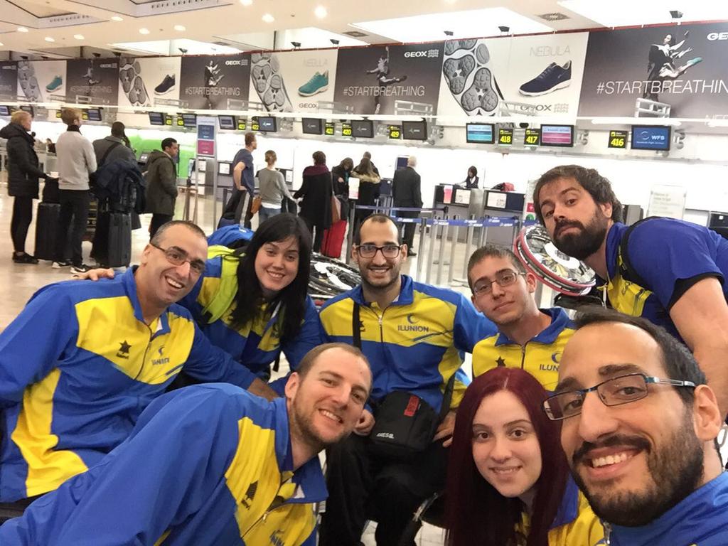 Saaruu09's tweet photo. Nos vamos a Hamburgo!! @MiguelVake @AngelSilvela @zarzu87 @jerezano1987 @V_Vicky10 💪🏀🔝 https://t.co/jIkb7D6uqA