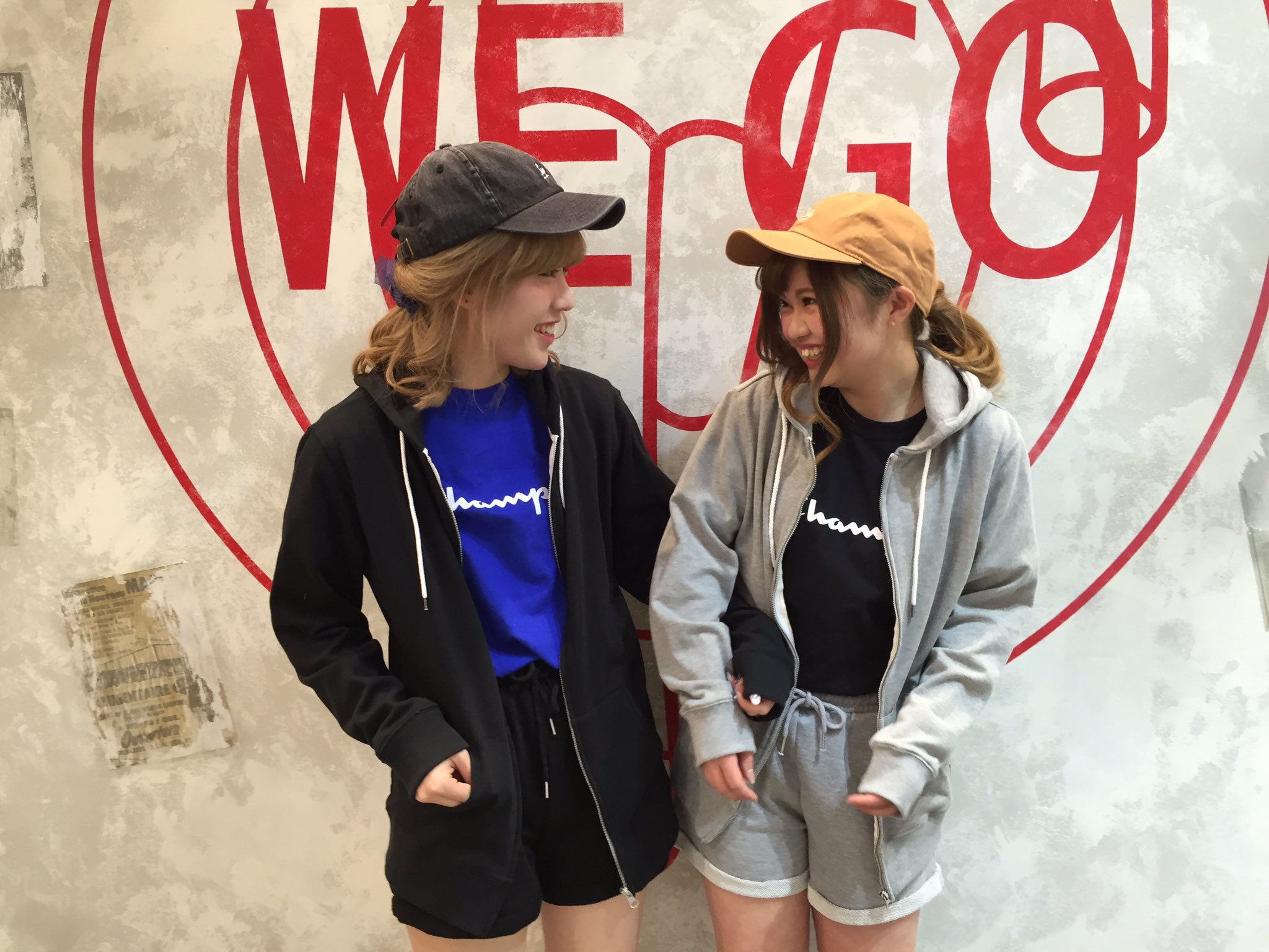 Wego 五所川原エルム店 Pa Twitter おそろ割 同じアイテムのおまとめ買いでレジにて10 Offです 本日はチャンピオンで 双子コーデ トップス パンツ スカートどれでも対象です T Co Zkc1xrahs1 Twitter