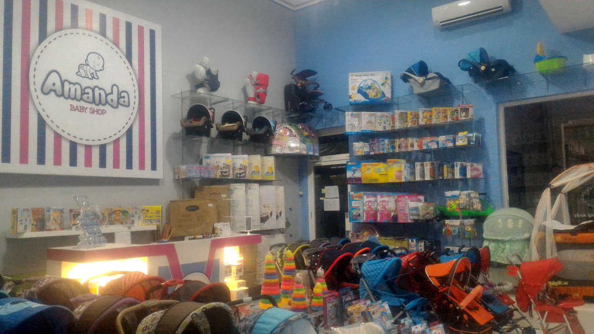amanda_gombong's tweet photo. 27 macam stroller/kereta dorong bayi kita sediakan disini @GombongUpdate @infogombong @GombongOnline  @info_kebumen https://t.co/VnYgmHj8pQ