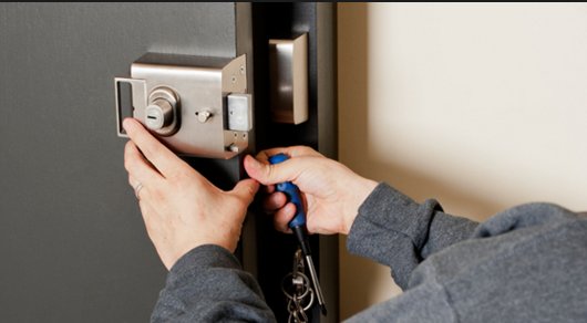 GenuineLock's tweet image. Get complete details about selecting authorised locksmith services.
#locksmith #Orpington- bit.ly/1YABPp0