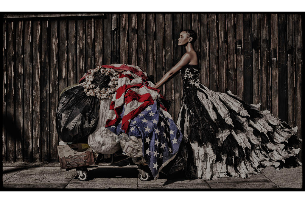 DeAnnesley's tweet photo. Photographer: Alex Elena
Art Director + Model: Lisa Butler
"I AM AMERICA" @alexelena007 #photography #america https://t.co/SOAyLKHhbH