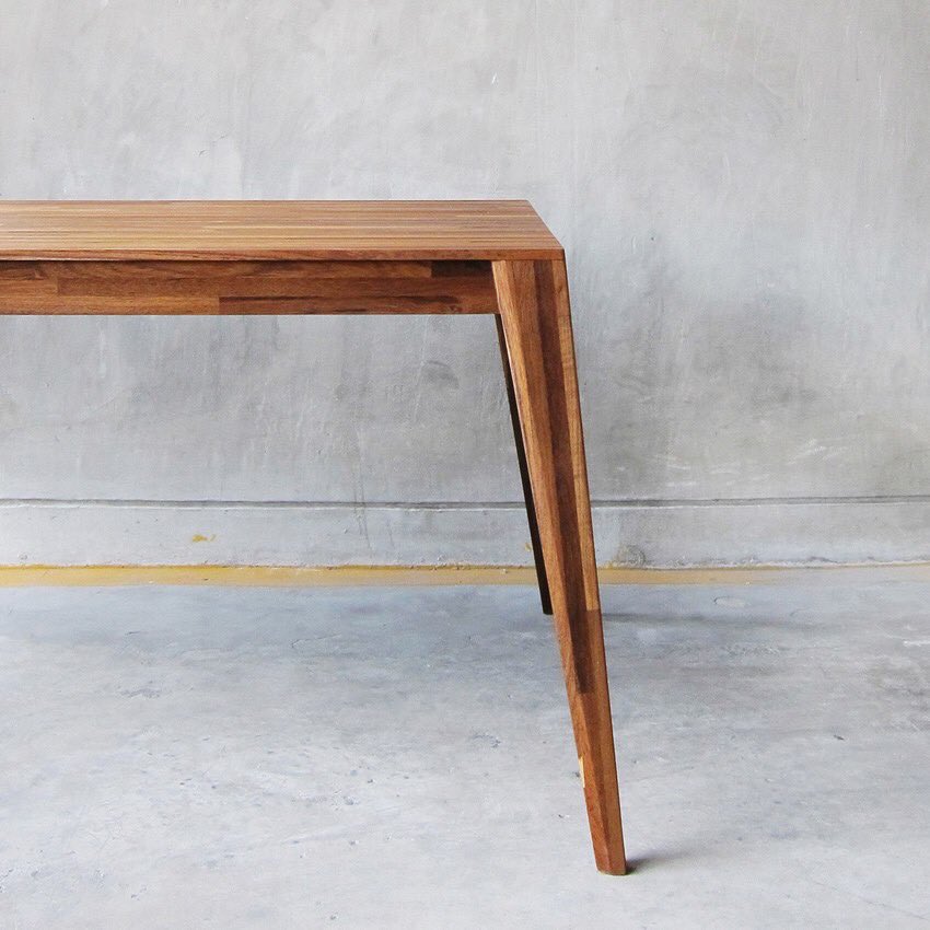 emohdesign's tweet photo. [Take Home Design | Piece table]
The beauty of wood lies in the details.
#naturalwood
https://t.co/1rAXK7uCXR https://t.co/VJ5c264Am1