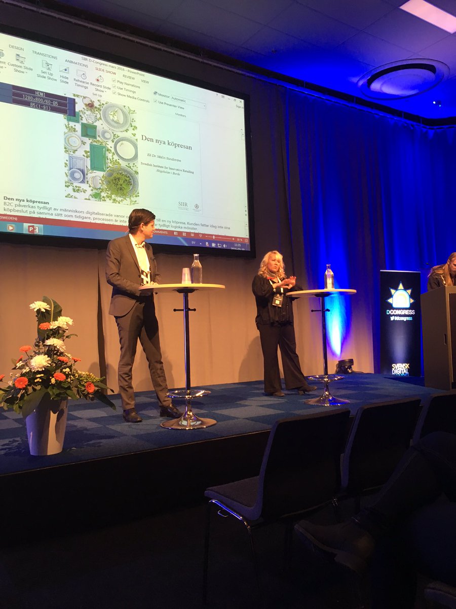 MHolhammar's tweet photo. Dagens uppdrag: Moderator på D-congress, akademiska scenen #Dcongress https://t.co/Uqdak2ex27