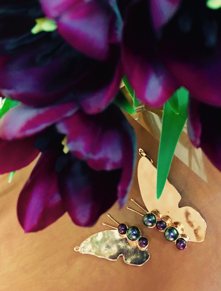 triaalfa's tweet photo. Purple butterflies are the Spring's fav. Ours, too https://t.co/c2MRIpsW5o