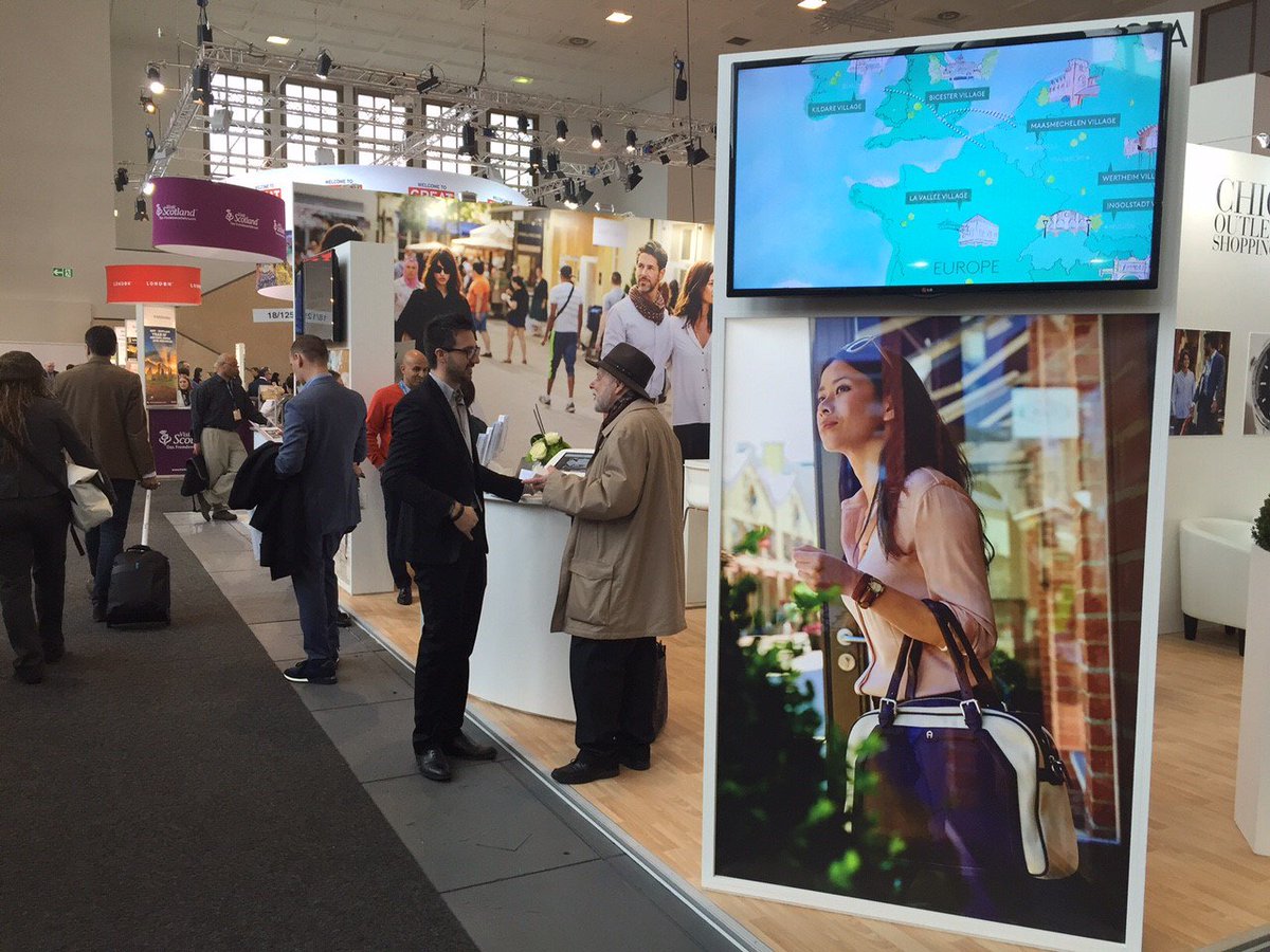 ChicBuzzTravel's tweet photo. Day 2 of @itbberlin. Come visit us at stand 125A in hall 18 from 12:30 - 14:30 for our Cocktail Networking event. https://t.co/505qVVtPA9