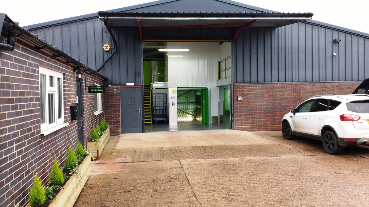 <a href="/reddistores/">Reddistores</a> Indoor heated storage in Redditch, Worcestershire. B97 6RG. Tel 01527 62308 or info@reddistores.co.uk