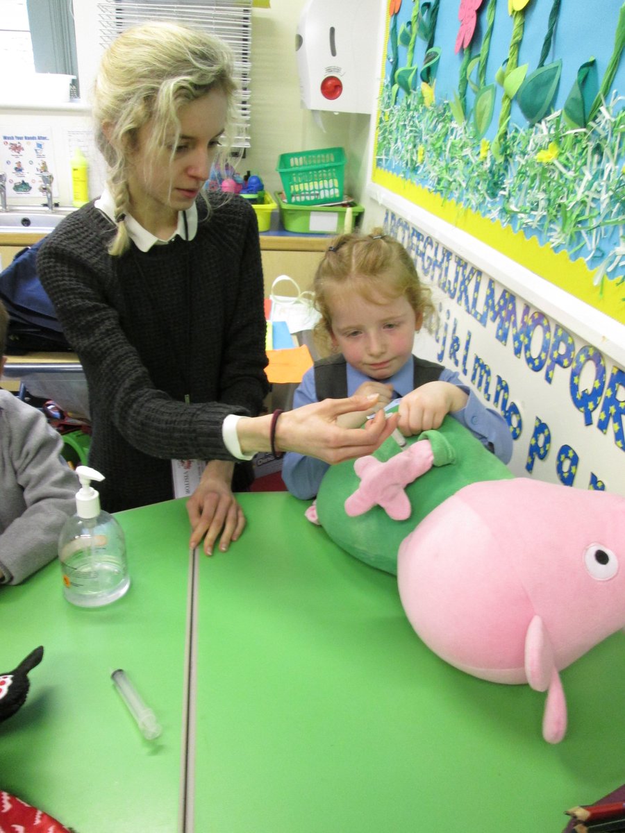 Red House Junior School tweet media