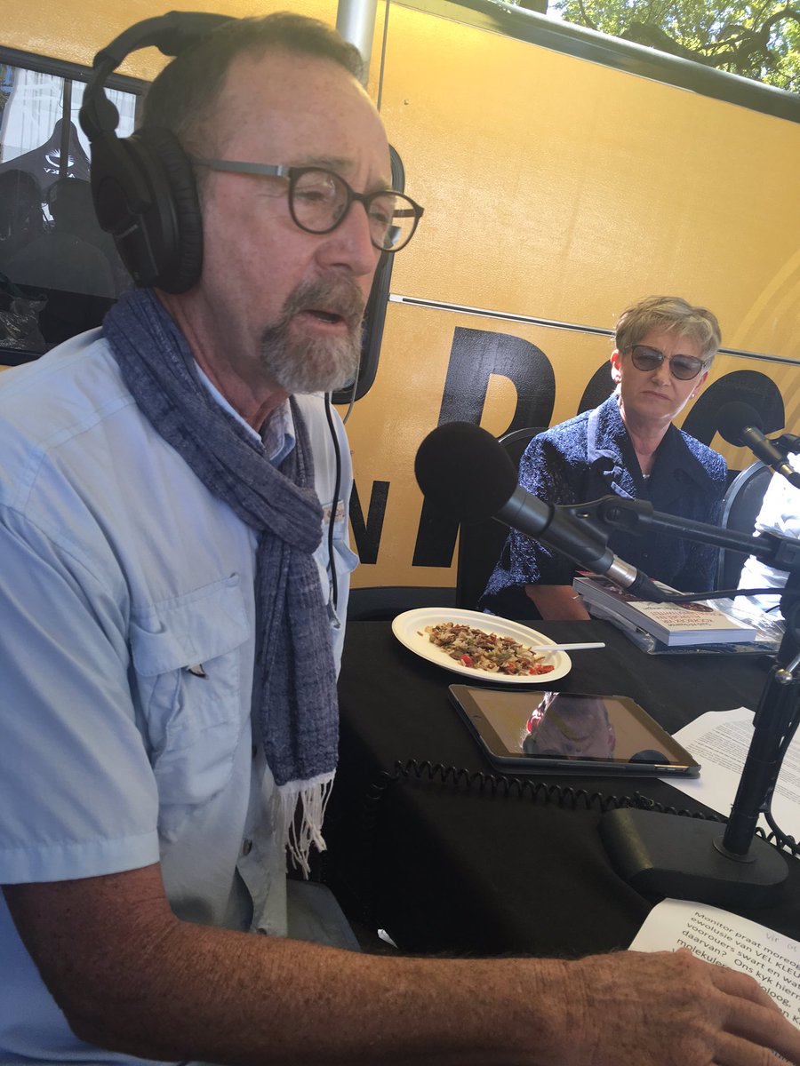 MonSpek1's tweet photo. "Tyd dat ons ernstig dink aan alternatiewe voedselbronne soos meelwurms, jellievisse & krieke" sê #DavePepler @zarsg https://t.co/XcuscN7Ajb