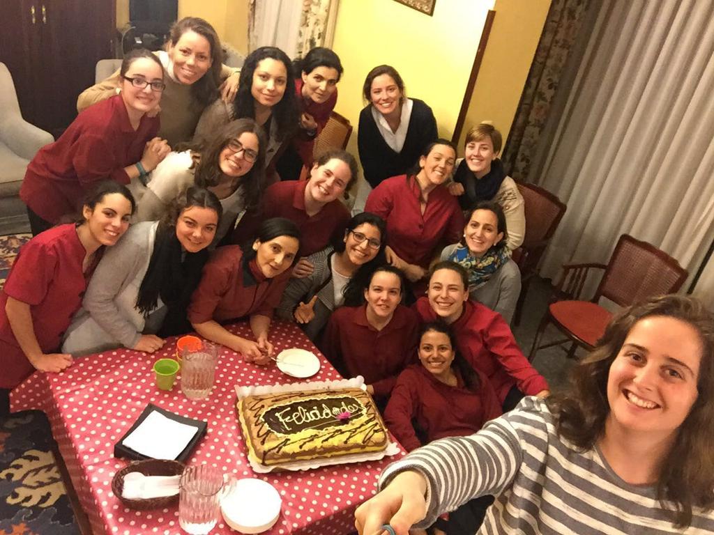 mairenacet's tweet photo. En @mairenacet los cumpleaños son diferentes.... 🎂 🎂 https://t.co/klRV2iGnWn