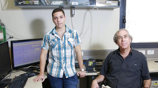 israelweekly's tweet photo. Young Israeli genius making breakthroughs in neuroscience via @ynetnews https://t.co/VnIigXoPNQ #israelweekly https://t.co/CaJ9U5KNN3