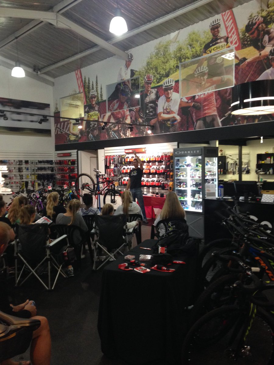 @met_uys showing the riders all the necessary tools and spares they need to keep riding #ShopTalk